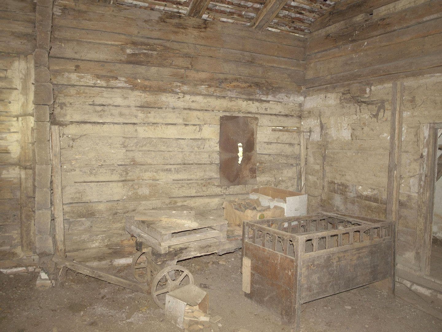 Predaj domu 60 m², pozemek 11.475 m², Adlkofen, Bavorsko Predaj domu 60 m², pozemek 11.475 m², Adlkofen, Bavorsko