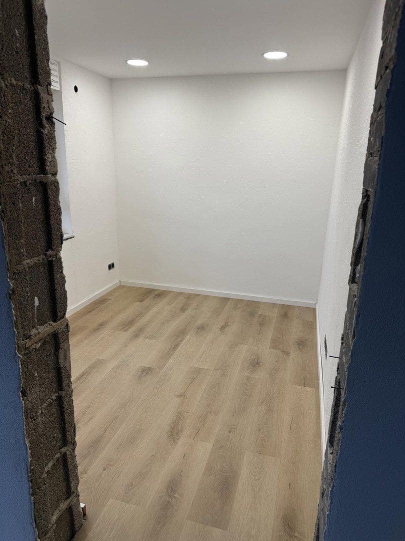 Prenájom bytu 2-izbový 70 m², Norath, Porýnie-Falcko Prenájom bytu 2-izbový 70 m², Norath, Porýnie-Falcko