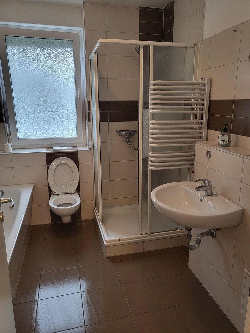 Predaj bytu 3-izbový 70 m², Berlin, Berlín Predaj bytu 3-izbový 70 m², Berlin, Berlín