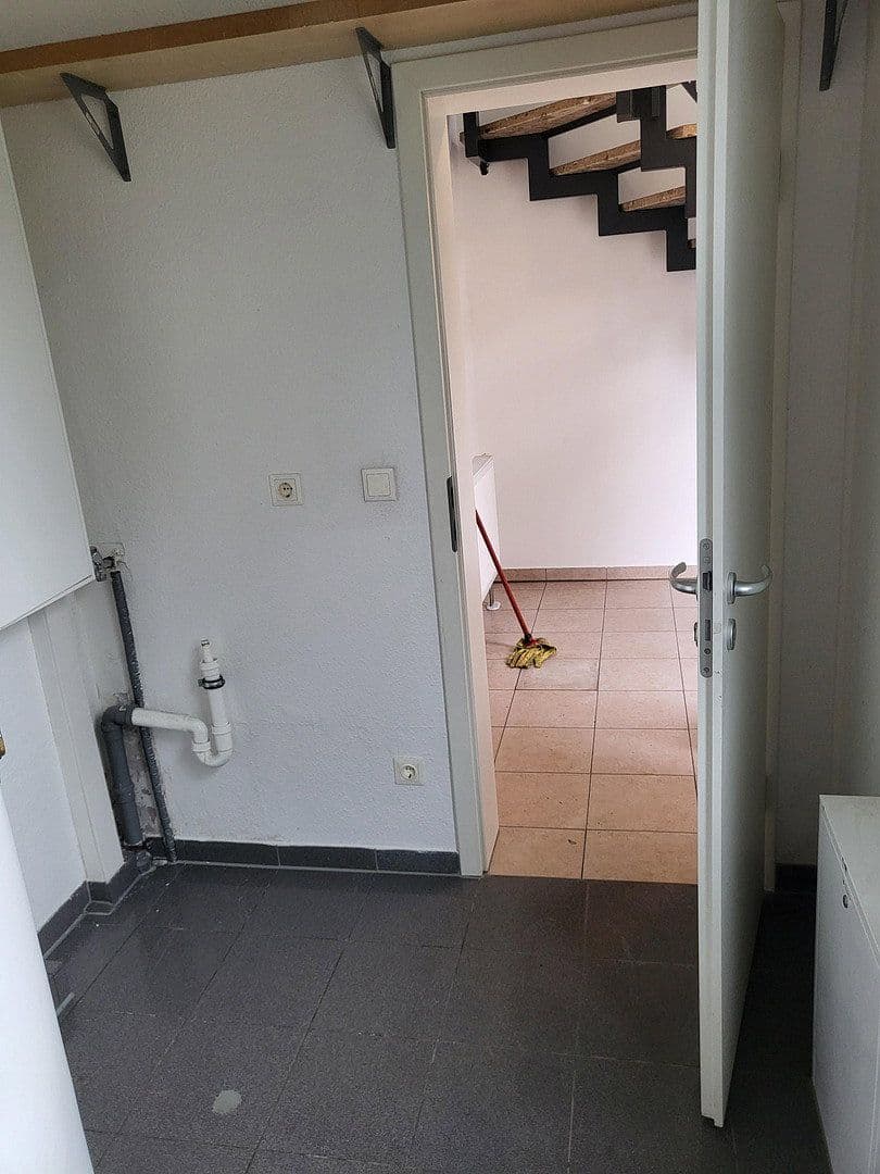 Predaj bytu 3-izbový 70 m², Berlin, Berlín Predaj bytu 3-izbový 70 m², Berlin, Berlín