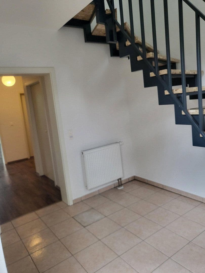 Predaj bytu 3-izbový 70 m², Berlin, Berlín Predaj bytu 3-izbový 70 m², Berlin, Berlín