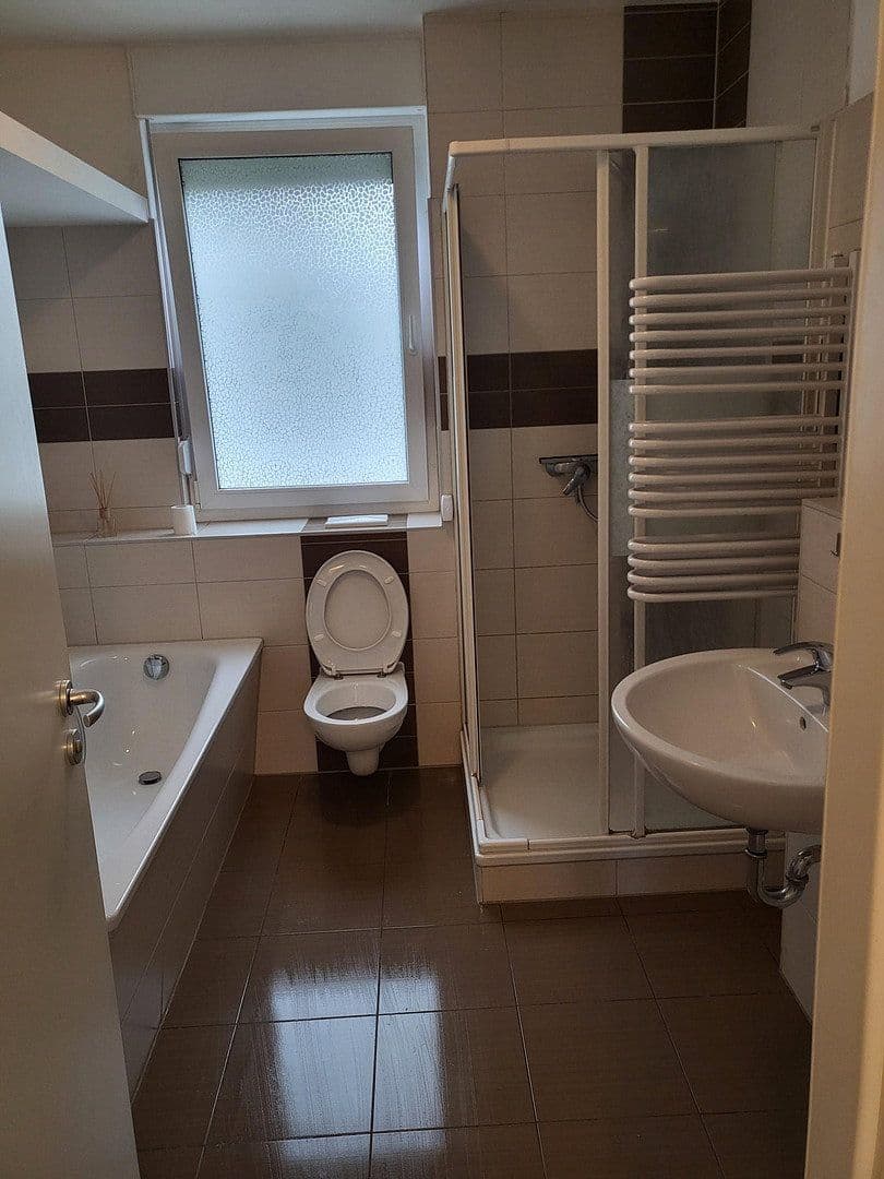 Predaj bytu 3-izbový 70 m², Berlin, Berlín Predaj bytu 3-izbový 70 m², Berlin, Berlín