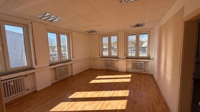 Prenájom kancelárie 386 m², Max-Lang-Straße 36, Leinfelden-Echterdingen, Bádensko-Wurttembersko Prenájom kancelárie 386 m², Max-Lang-Straße 36, Leinfelden-Echterdingen, Bádensko-Wurttembersko