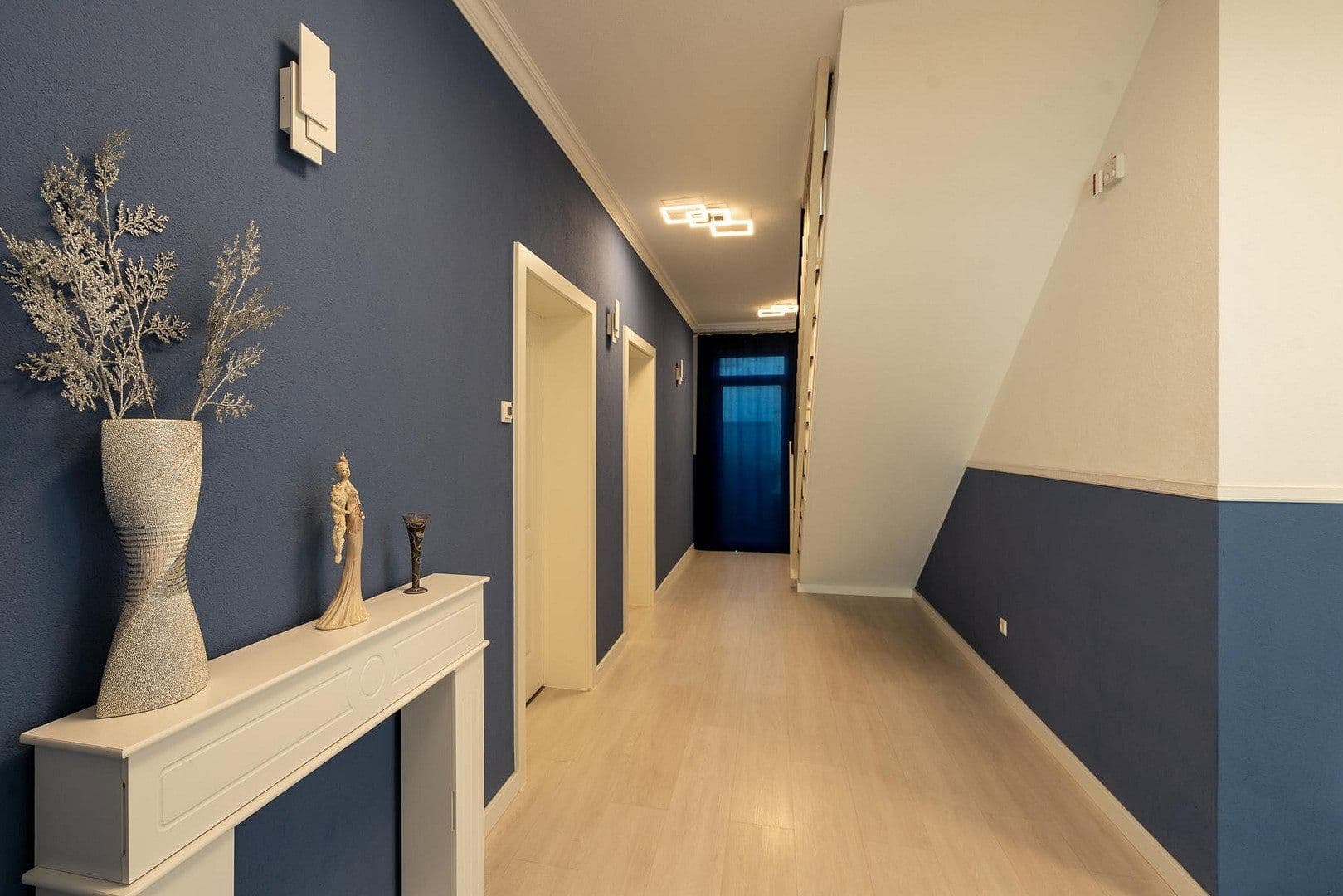 Predaj domu 315 m², pozemek 727 m², Satteldorf, Bádensko-Wurttembersko Predaj domu 315 m², pozemek 727 m², Satteldorf, Bádensko-Wurttembersko