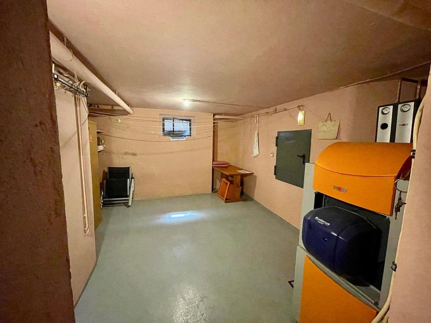 Predaj domu 210 m², pozemek 916 m², Uetze, Dolné Sasko Predaj domu 210 m², pozemek 916 m², Uetze, Dolné Sasko