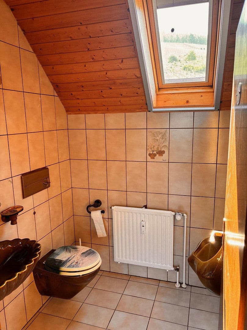 Prenájom bytu 4-izbový 196 m², Baden-Baden, Bádensko-Wurttembersko Prenájom bytu 4-izbový 196 m², Baden-Baden, Bádensko-Wurttembersko