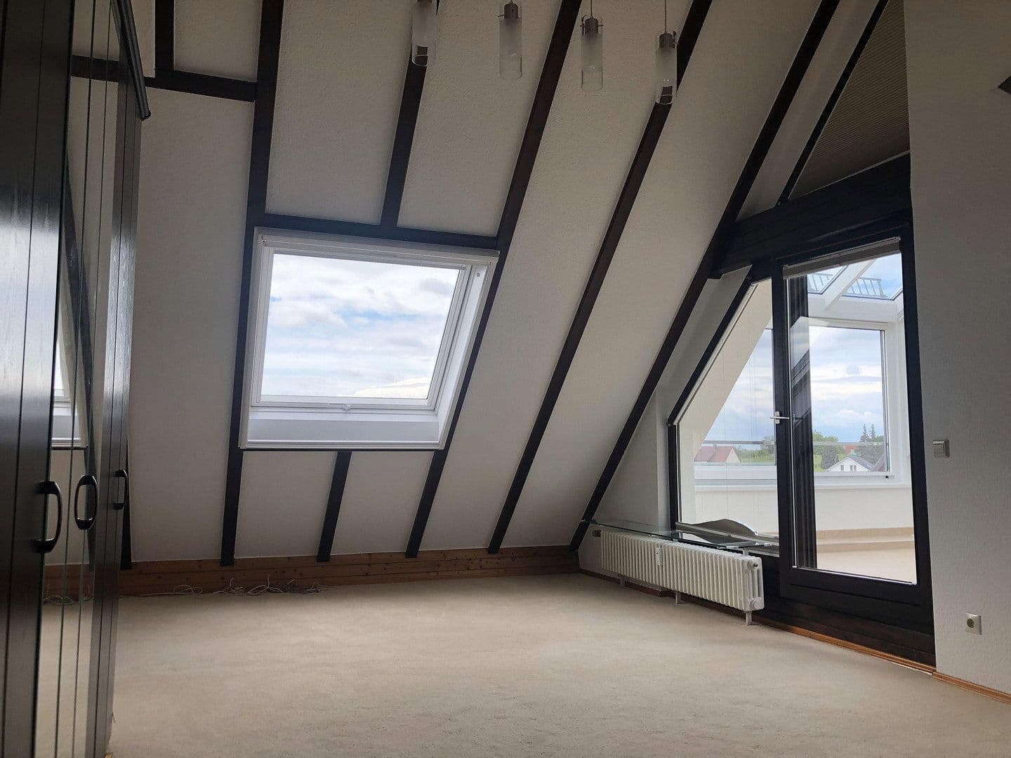 Prenájom bytu 4-izbový 196 m², Baden-Baden, Bádensko-Wurttembersko Prenájom bytu 4-izbový 196 m², Baden-Baden, Bádensko-Wurttembersko