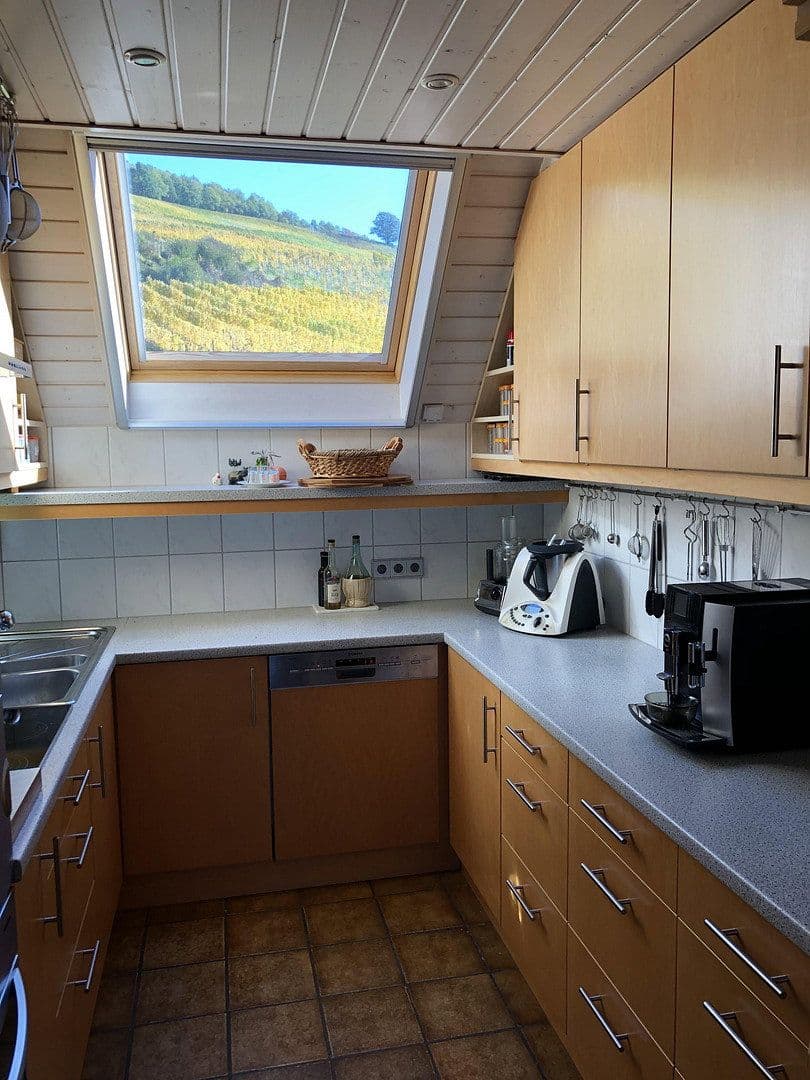 Prenájom bytu 4-izbový 196 m², Baden-Baden, Bádensko-Wurttembersko Prenájom bytu 4-izbový 196 m², Baden-Baden, Bádensko-Wurttembersko