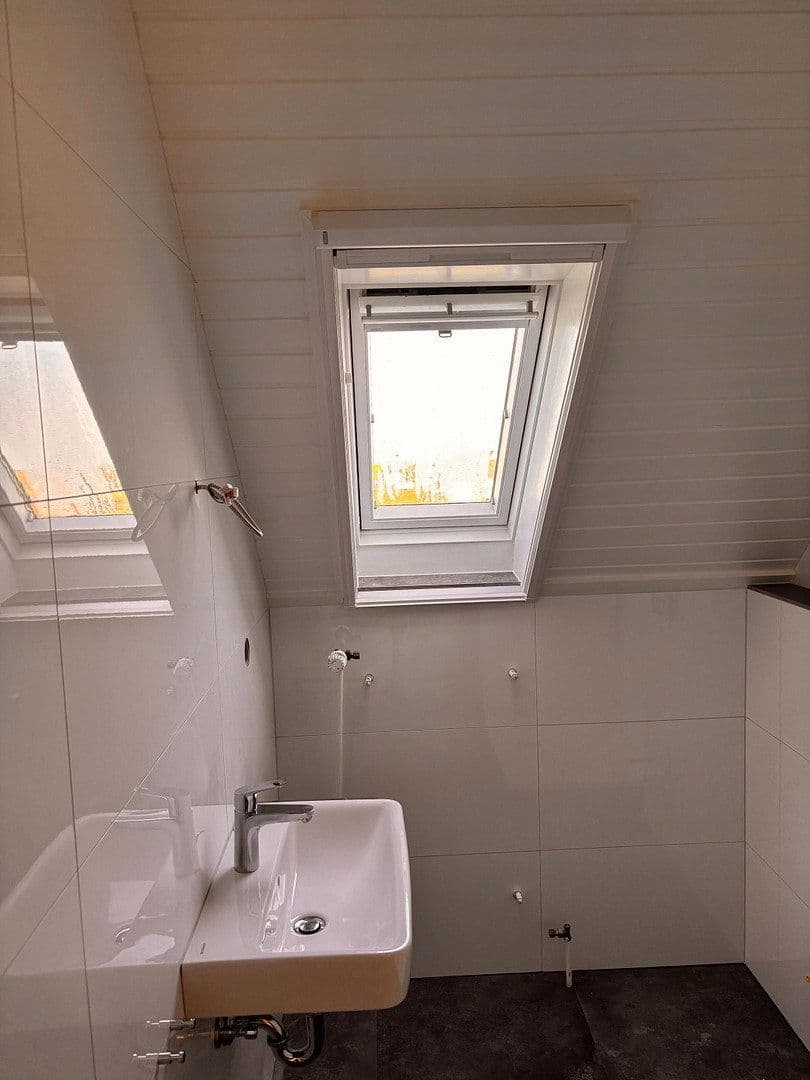 Prenájom bytu 4-izbový 196 m², Baden-Baden, Bádensko-Wurttembersko Prenájom bytu 4-izbový 196 m², Baden-Baden, Bádensko-Wurttembersko