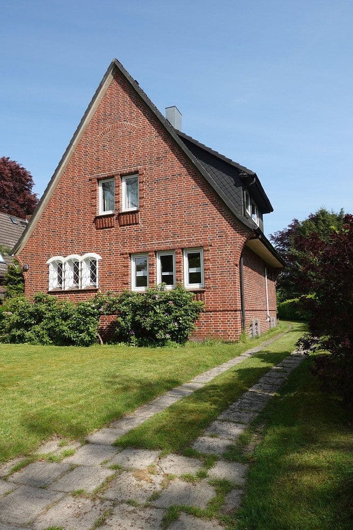 Predaj domu 170 m², pozemek 1.293 m², Hamburg, Hamburg Predaj domu 170 m², pozemek 1.293 m², Hamburg, Hamburg