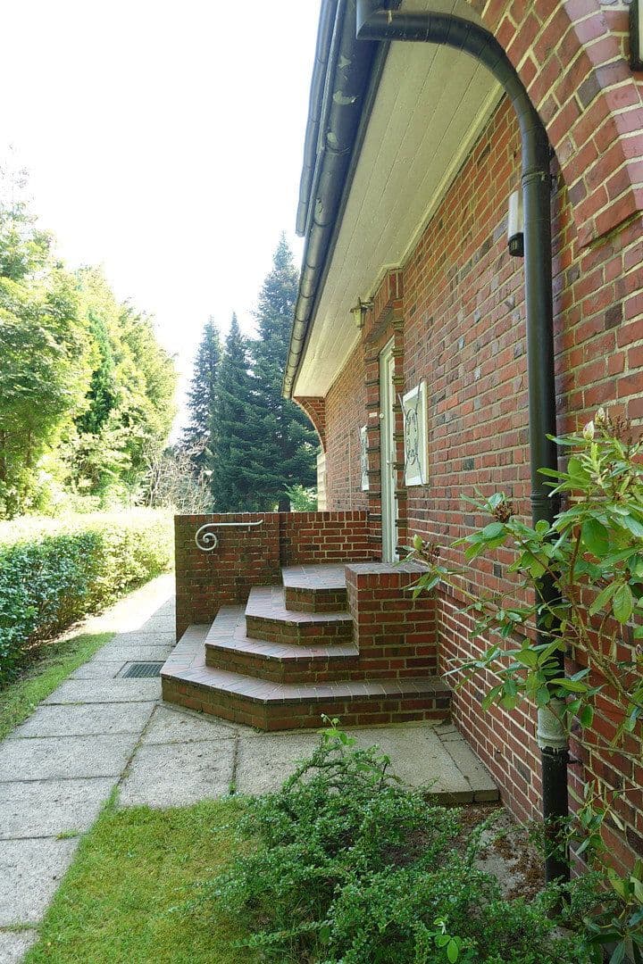 Predaj domu 170 m², pozemek 1.293 m², Hamburg, Hamburg Predaj domu 170 m², pozemek 1.293 m², Hamburg, Hamburg