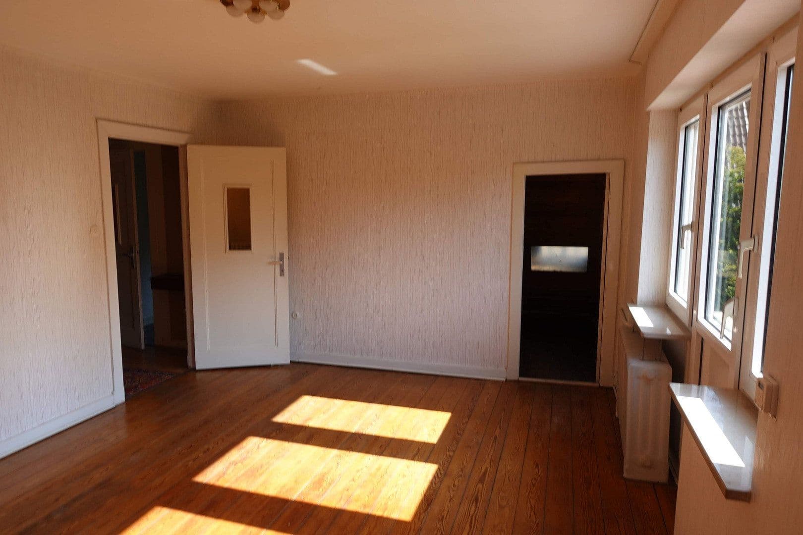 Predaj domu 170 m², pozemek 1.293 m², Hamburg, Hamburg Predaj domu 170 m², pozemek 1.293 m², Hamburg, Hamburg