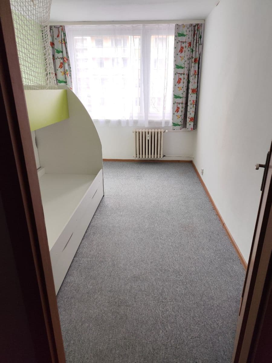 Prenájom bytu 3-izbový 75 m², Ostravská, Praha, Praha Prenájom bytu 3-izbový 75 m², Ostravská, Praha, Praha