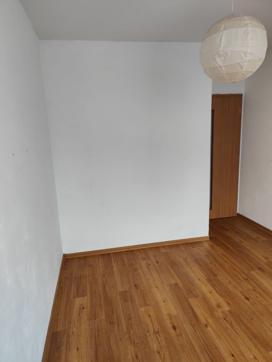 Prenájom bytu 3-izbový 75 m², Ostravská, Praha, Praha Prenájom bytu 3-izbový 75 m², Ostravská, Praha, Praha