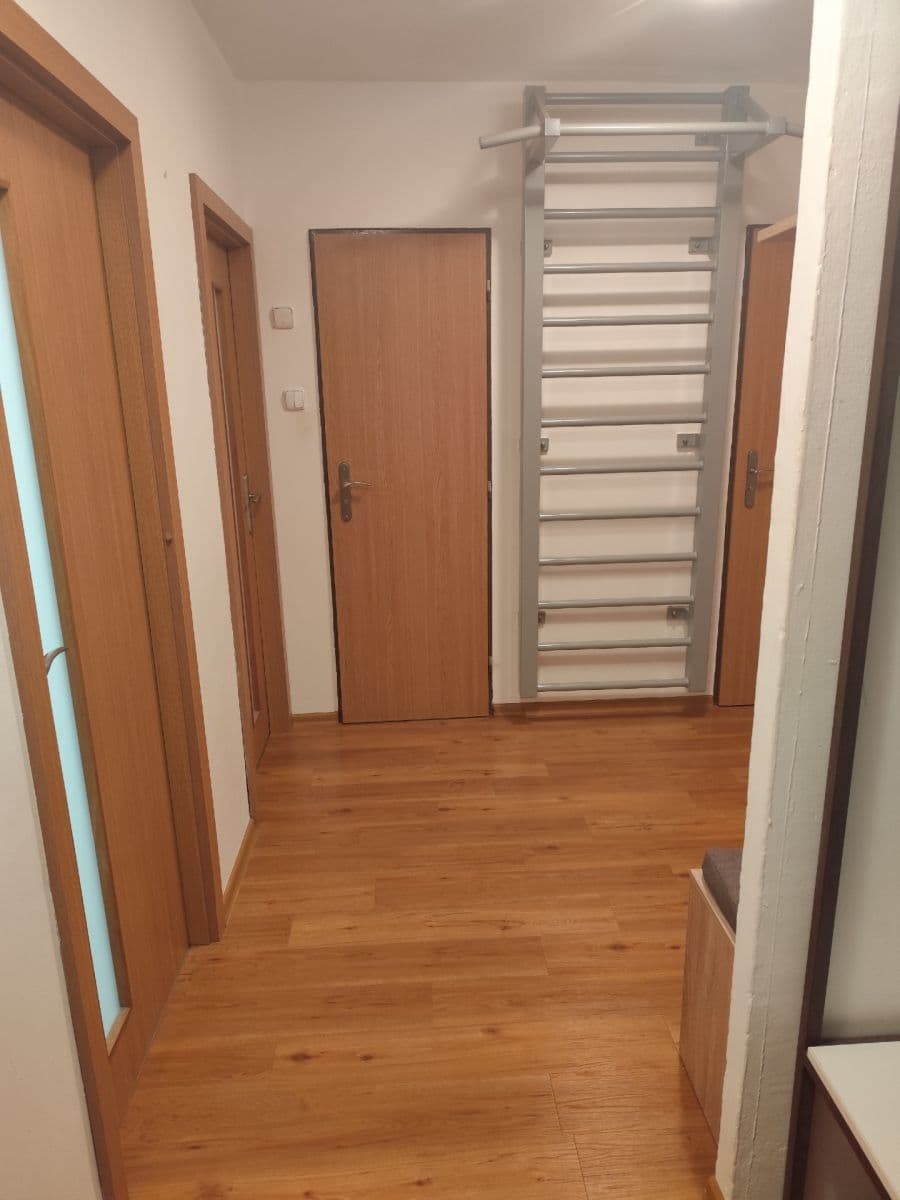 Prenájom bytu 3-izbový 75 m², Ostravská, Praha, Praha Prenájom bytu 3-izbový 75 m², Ostravská, Praha, Praha