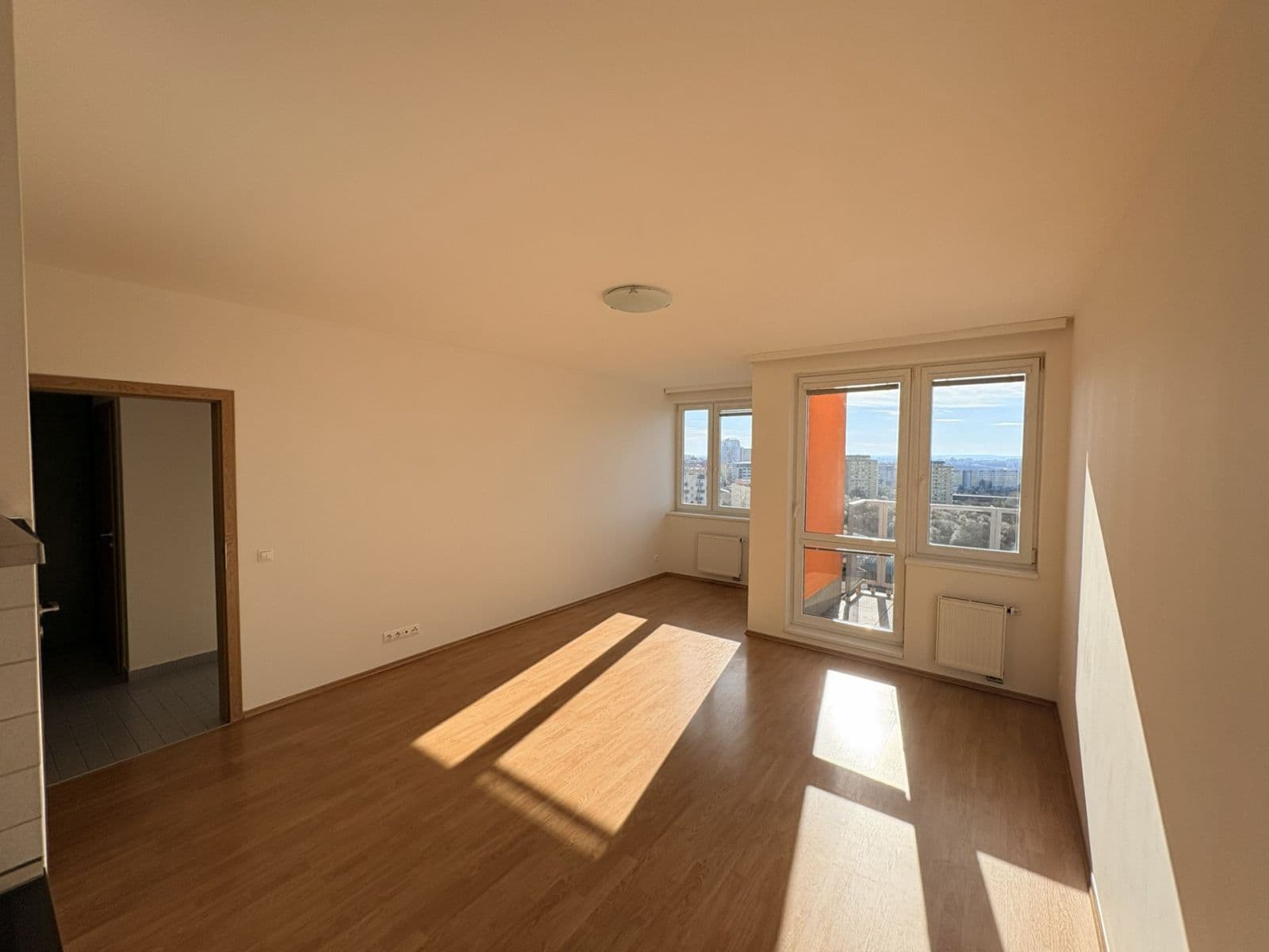 Prenájom bytu 2-izbový 54 m², Symfonická, Praha, Praha Prenájom bytu 2-izbový 54 m², Symfonická, Praha, Praha