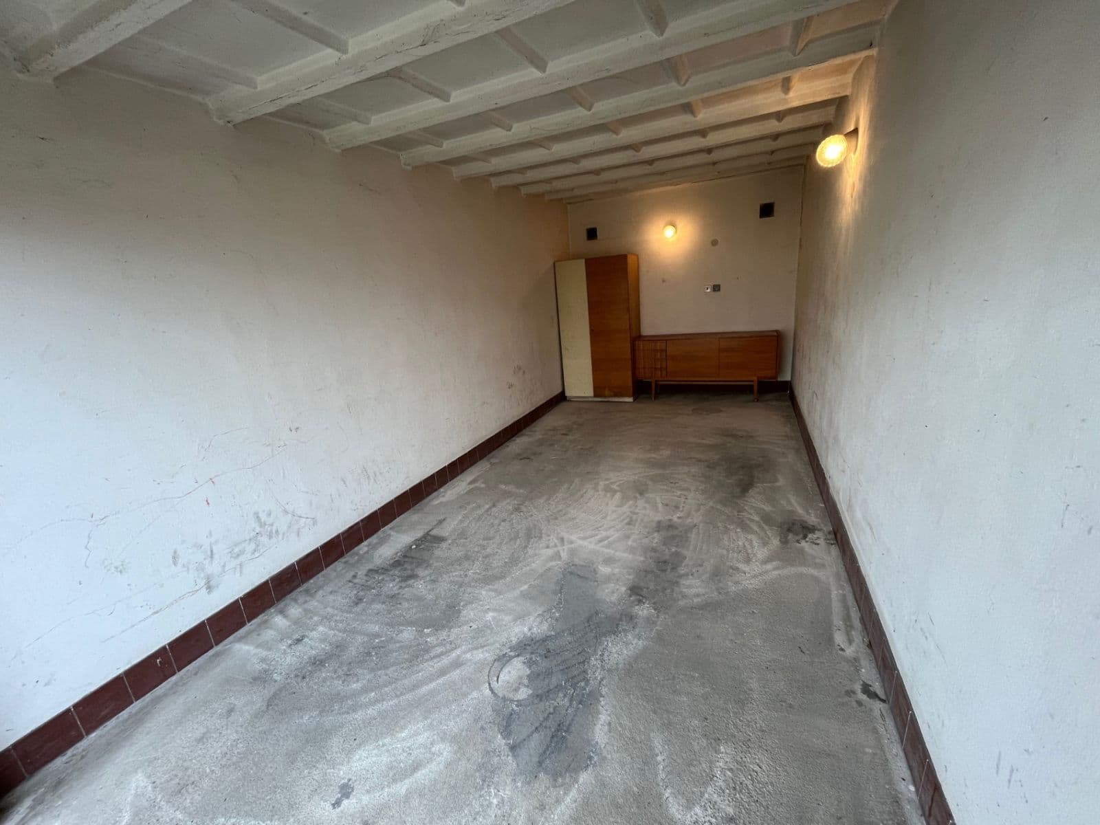 Predaj garáže 19 m², Nádražní, Klatovy, Plzeňský kraj Predaj garáže 19 m², Nádražní, Klatovy, Plzeňský kraj