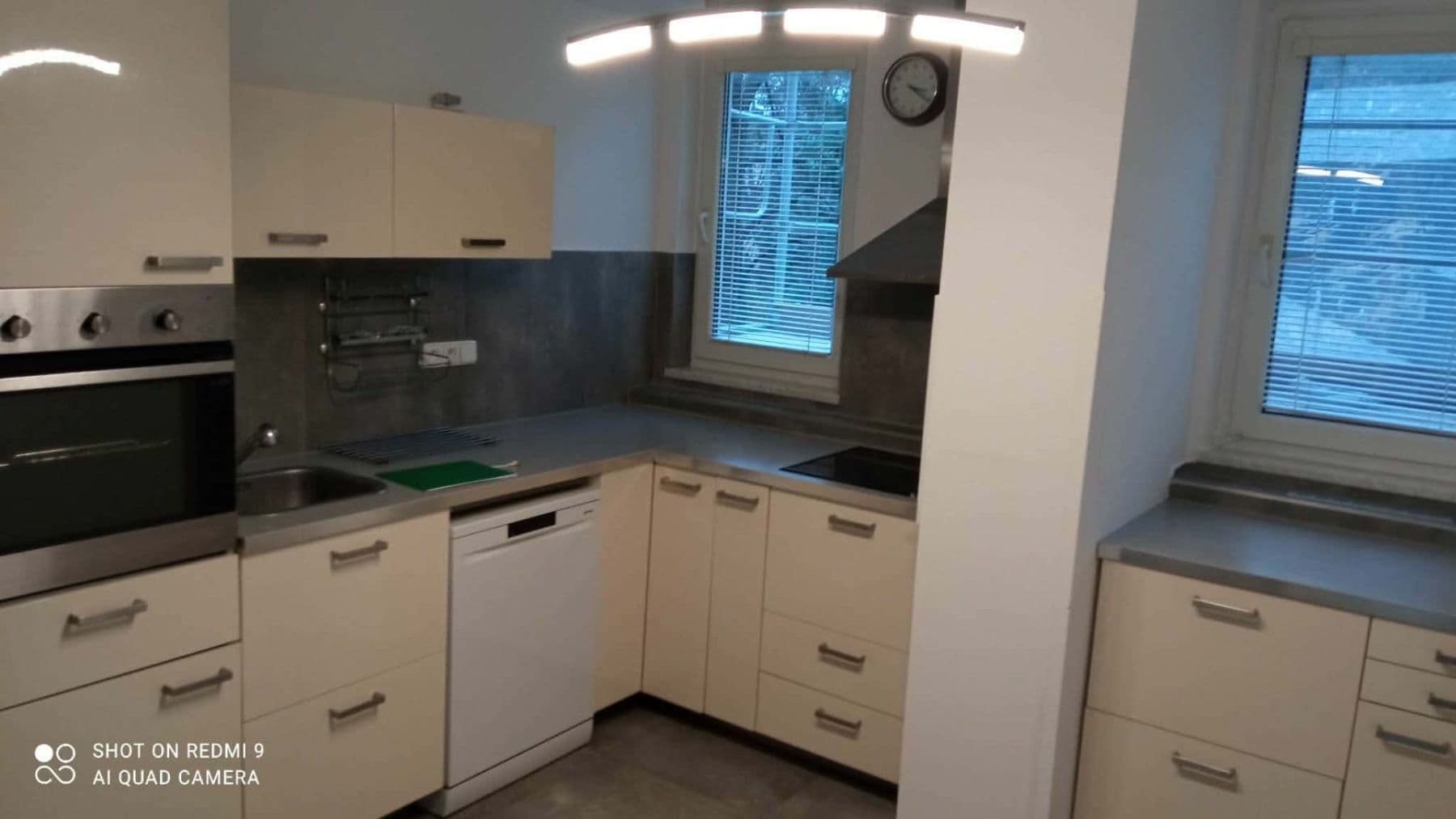 Predaj bytu 3-izbový 78 m², Dukelská, Zlín, Zlínský kraj Predaj bytu 3-izbový 78 m², Dukelská, Zlín, Zlínský kraj