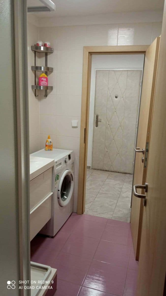 Predaj bytu 3-izbový 78 m², Dukelská, Zlín, Zlínský kraj Predaj bytu 3-izbový 78 m², Dukelská, Zlín, Zlínský kraj