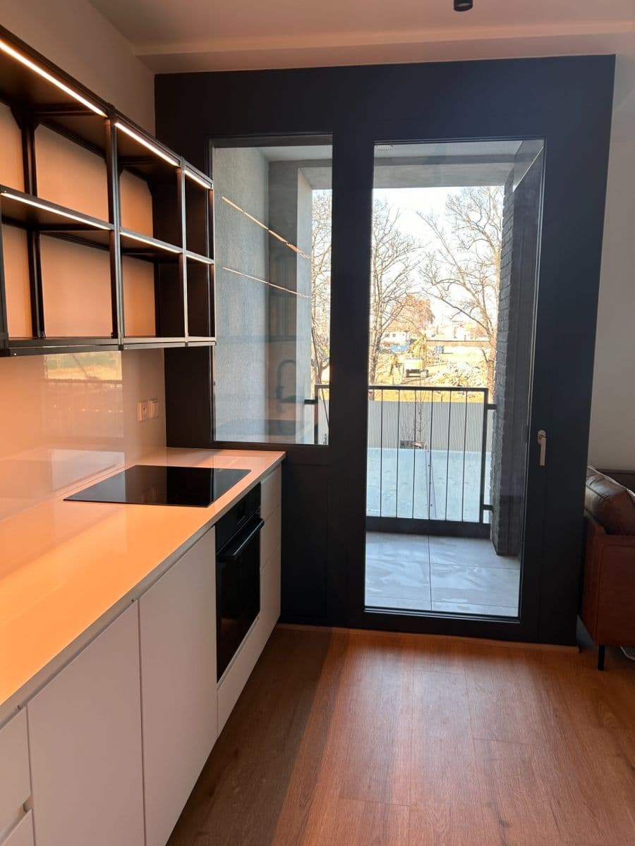 Predaj bytu 1-izbový 32 m², U Lihovaru, Praha, Praha Predaj bytu 1-izbový 32 m², U Lihovaru, Praha, Praha