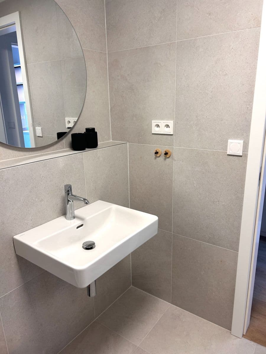 Predaj bytu 1-izbový 32 m², U Lihovaru, Praha, Praha Predaj bytu 1-izbový 32 m², U Lihovaru, Praha, Praha