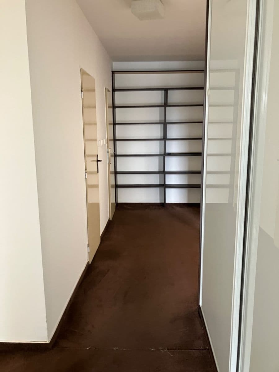 Predaj bytu 3-izbový 92 m², Aubrechtové, Praha, Praha Predaj bytu 3-izbový 92 m², Aubrechtové, Praha, Praha