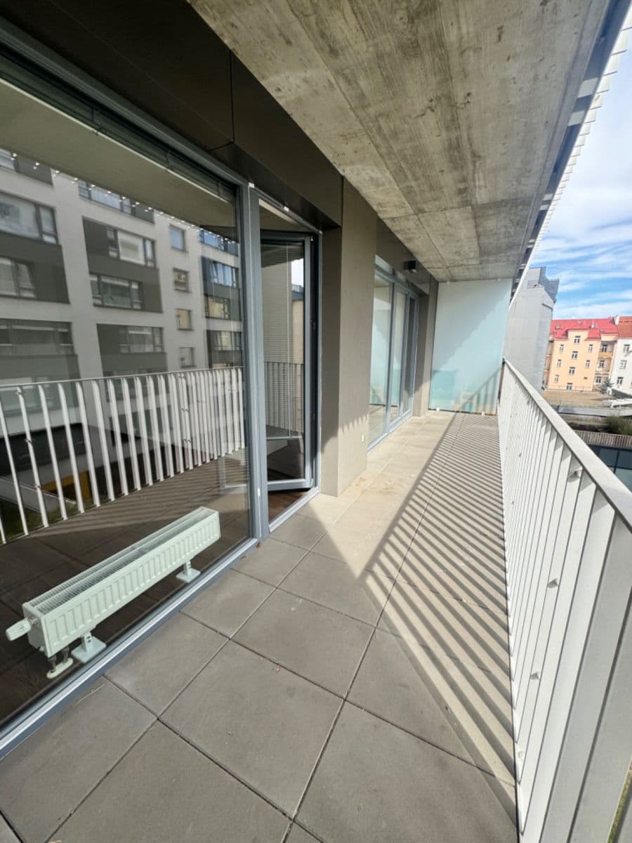 Prenájom bytu 2-izbový 53 m², Sokolovská, Praha, Praha Prenájom bytu 2-izbový 53 m², Sokolovská, Praha, Praha