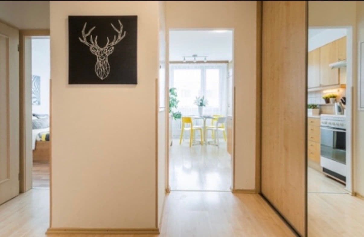 Predaj bytu 2-izbový 69 m², Na rovinách, Praha, Praha Predaj bytu 2-izbový 69 m², Na rovinách, Praha, Praha