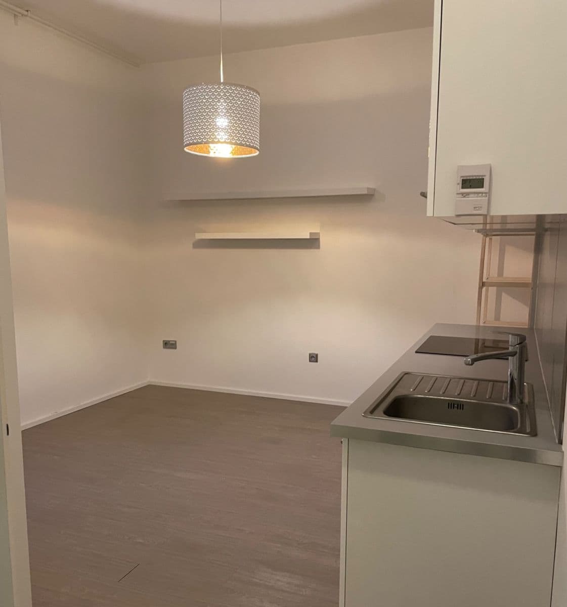 Prenájom bytu 2-izbový 34 m², Zahradnická, Brno, Jihomoravský kraj Prenájom bytu 2-izbový 34 m², Zahradnická, Brno, Jihomoravský kraj