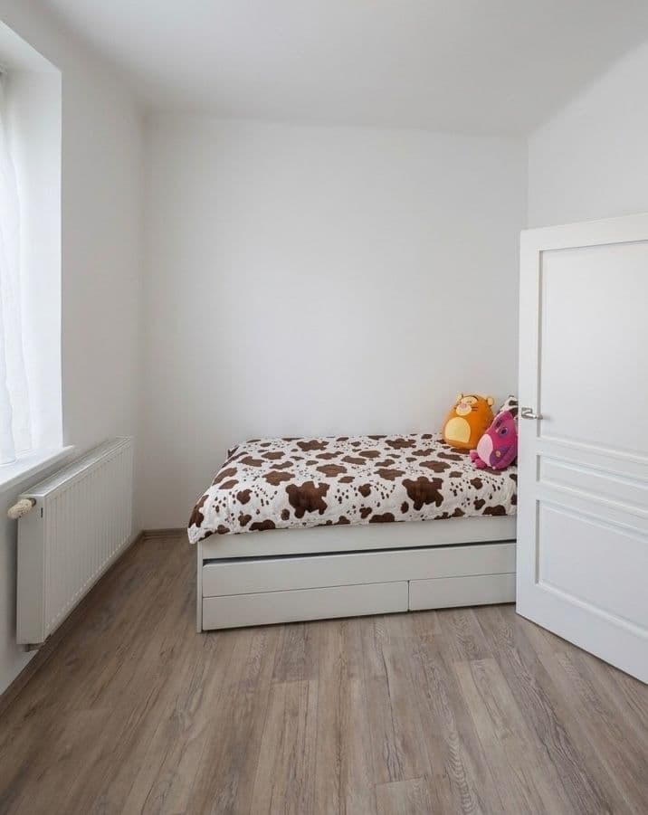 Predaj bytu 3-izbový 72 m², Na Zlatnici, Praha, Praha Predaj bytu 3-izbový 72 m², Na Zlatnici, Praha, Praha