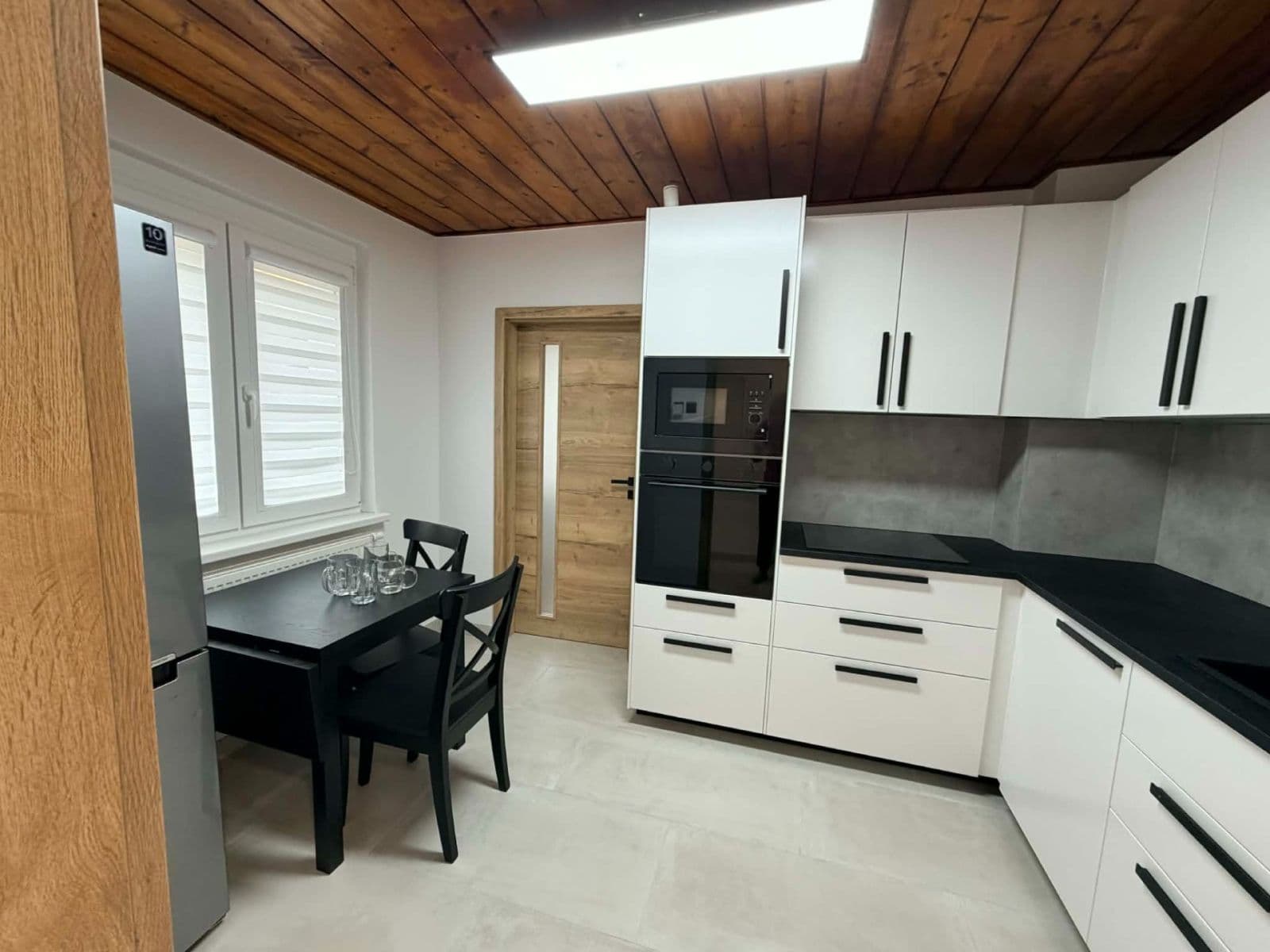 Prenájom bytu 1-izbový 35 m², Dřínová, Brno, Jihomoravský kraj Prenájom bytu 1-izbový 35 m², Dřínová, Brno, Jihomoravský kraj