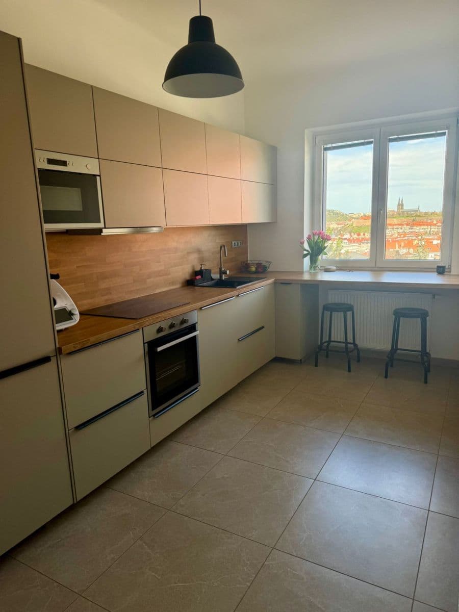 Prenájom bytu 2-izbový 65 m², Na lysině, Praha, Praha Prenájom bytu 2-izbový 65 m², Na lysině, Praha, Praha
