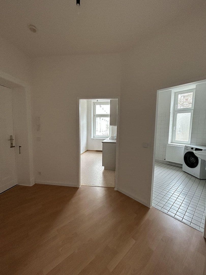 Prenájom bytu 1-izbový 40 m², Berlin, Berlín Prenájom bytu 1-izbový 40 m², Berlin, Berlín