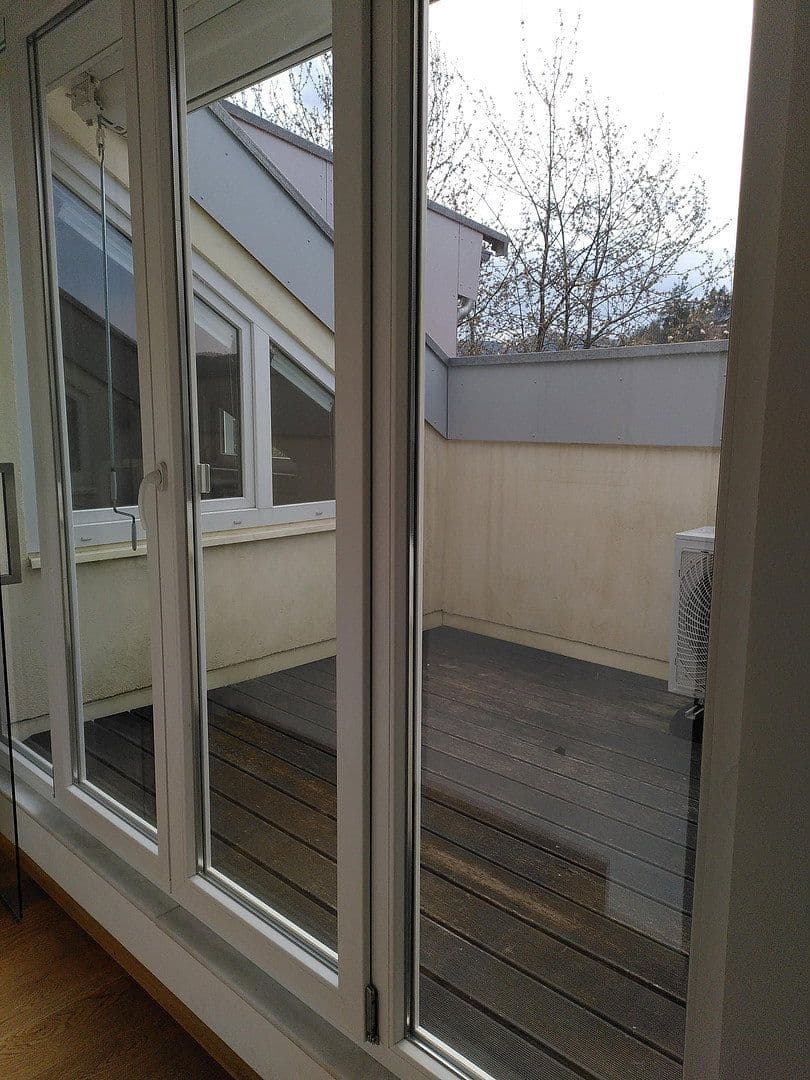 Predaj bytu 4-izbový 82 m², Baden-Baden, Bádensko-Wurttembersko Predaj bytu 4-izbový 82 m², Baden-Baden, Bádensko-Wurttembersko