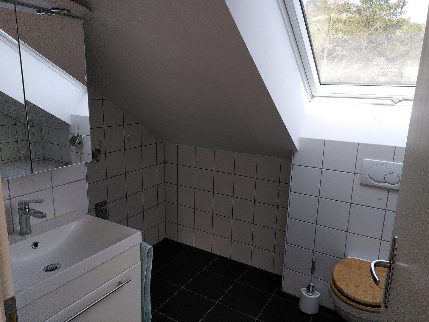 Predaj bytu 4-izbový 82 m², Baden-Baden, Bádensko-Wurttembersko Predaj bytu 4-izbový 82 m², Baden-Baden, Bádensko-Wurttembersko