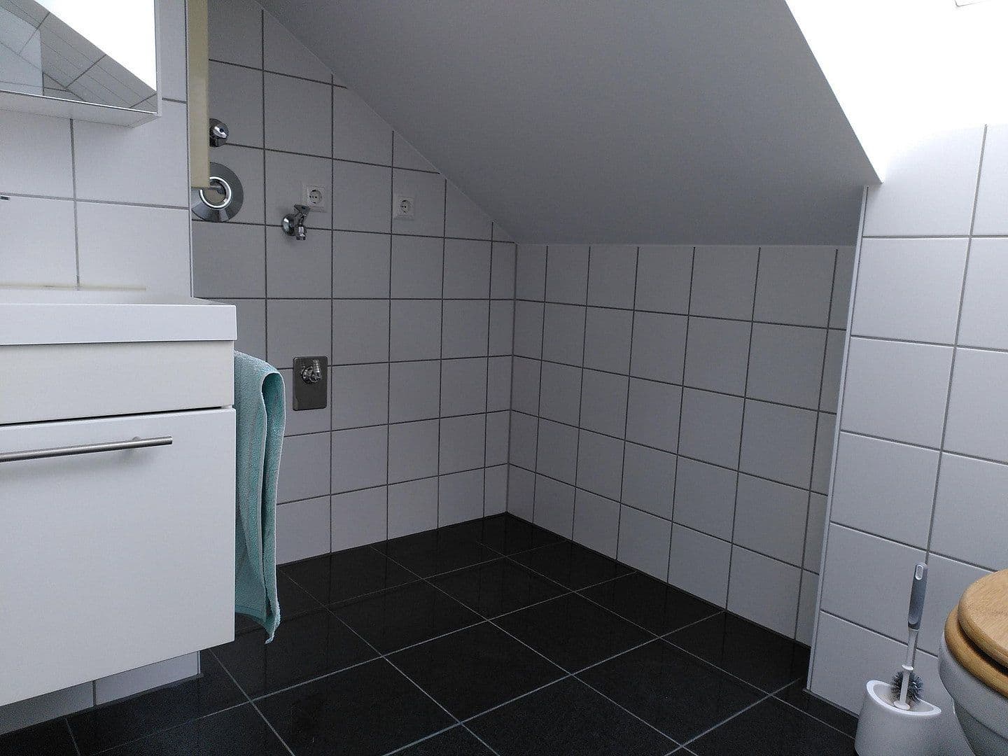 Predaj bytu 4-izbový 82 m², Baden-Baden, Bádensko-Wurttembersko Predaj bytu 4-izbový 82 m², Baden-Baden, Bádensko-Wurttembersko