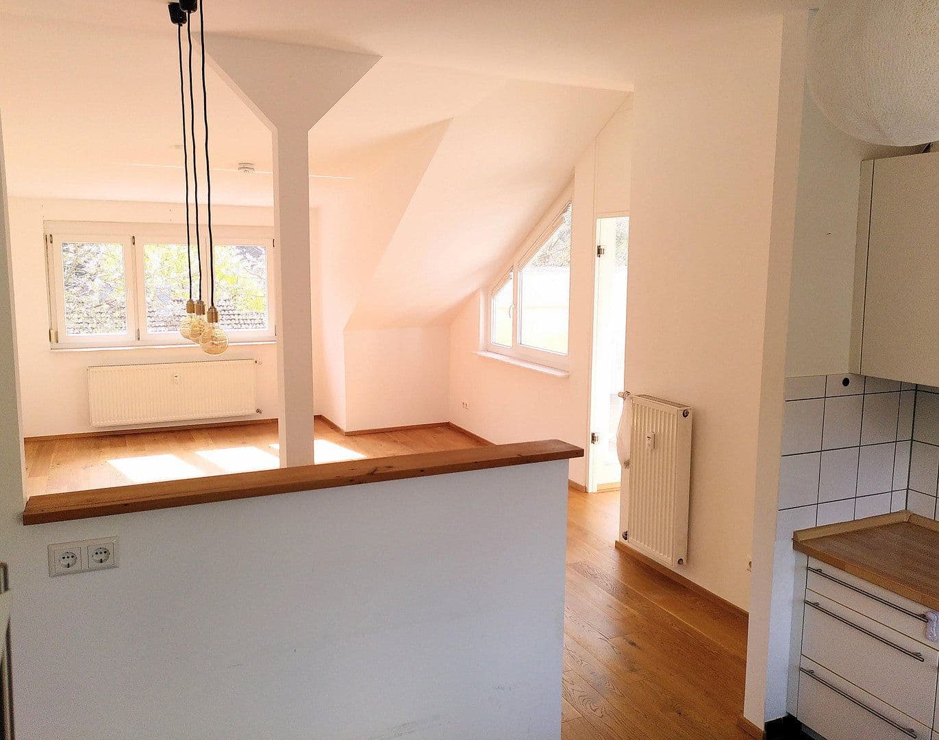 Predaj bytu 4-izbový 82 m², Baden-Baden, Bádensko-Wurttembersko Predaj bytu 4-izbový 82 m², Baden-Baden, Bádensko-Wurttembersko