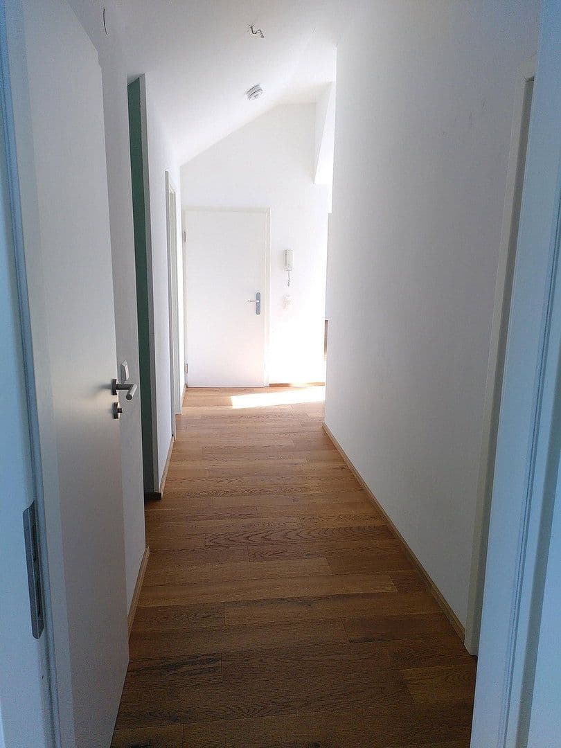 Predaj bytu 4-izbový 82 m², Baden-Baden, Bádensko-Wurttembersko Predaj bytu 4-izbový 82 m², Baden-Baden, Bádensko-Wurttembersko