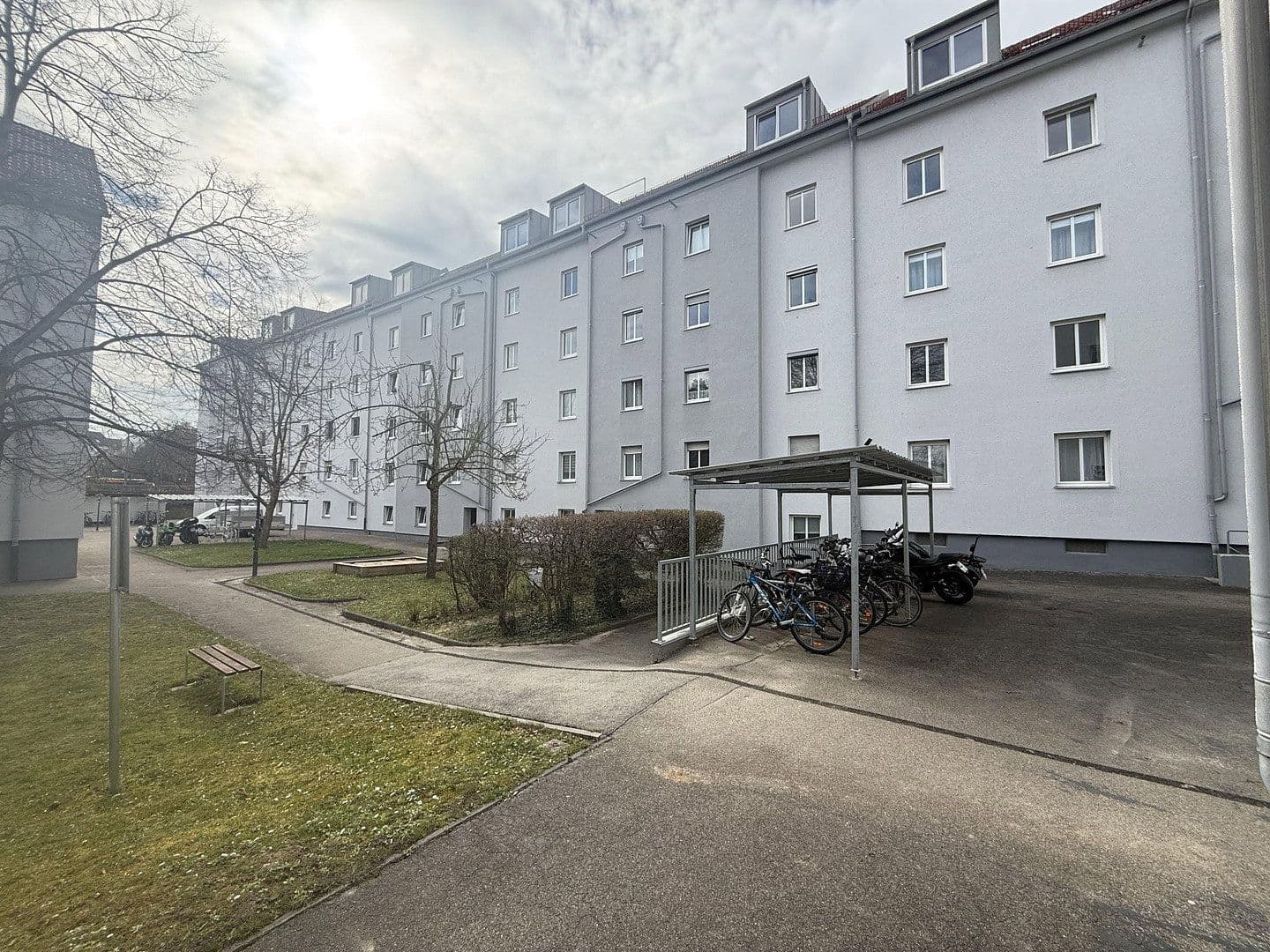 Predaj bytu 2-izbový 37 m², Hermann-Geib-Straße 41, Regensburg, Bavorsko Predaj bytu 2-izbový 37 m², Hermann-Geib-Straße 41, Regensburg, Bavorsko