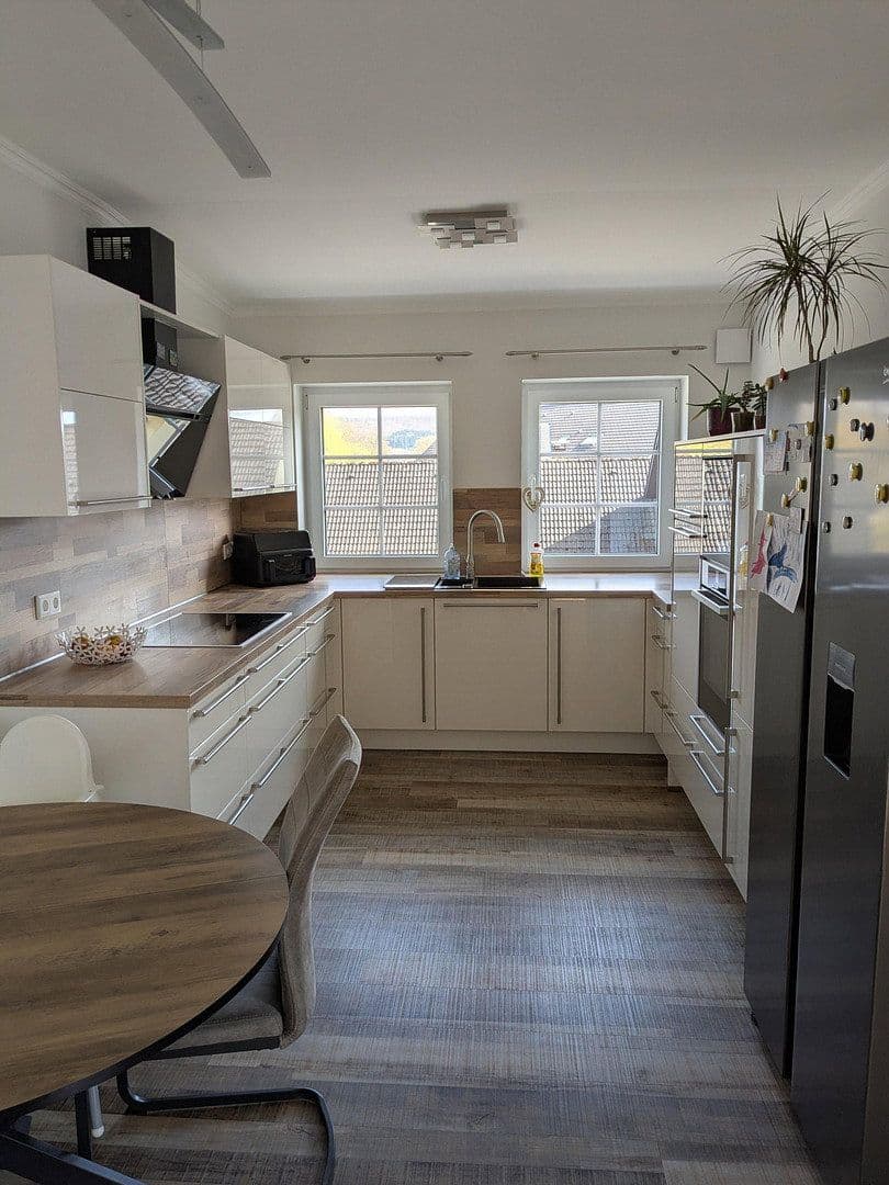 Predaj bytu 4-izbový 121 m², Lemförde, Dolné Sasko Predaj bytu 4-izbový 121 m², Lemförde, Dolné Sasko