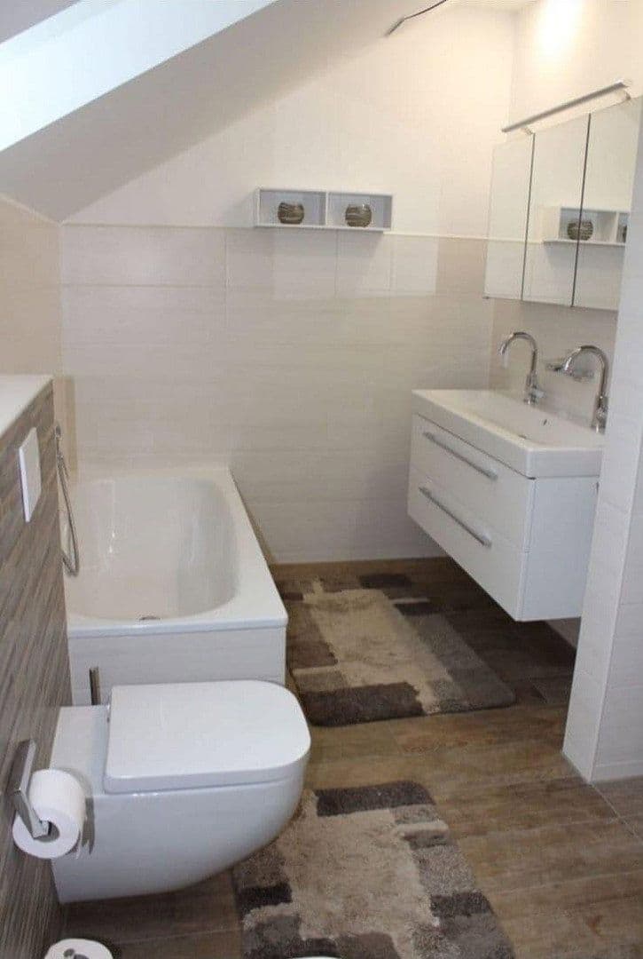 Predaj bytu 4-izbový 121 m², Lemförde, Dolné Sasko Predaj bytu 4-izbový 121 m², Lemförde, Dolné Sasko