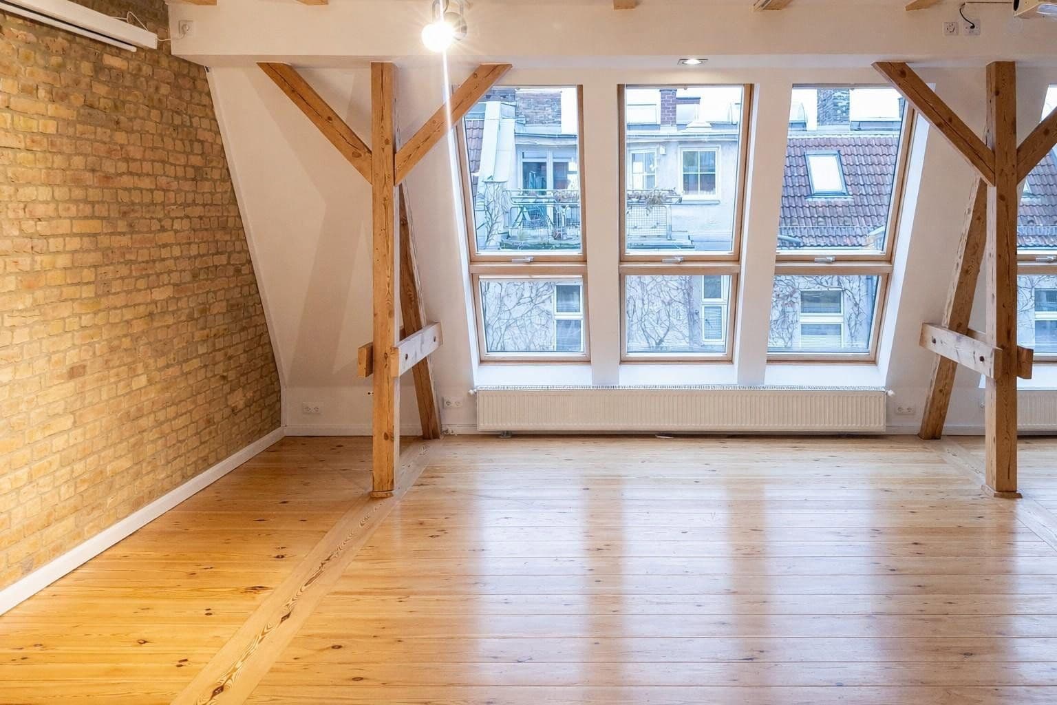 Predaj bytu 4-izbový 150 m², Berlin, Berlín Predaj bytu 4-izbový 150 m², Berlin, Berlín