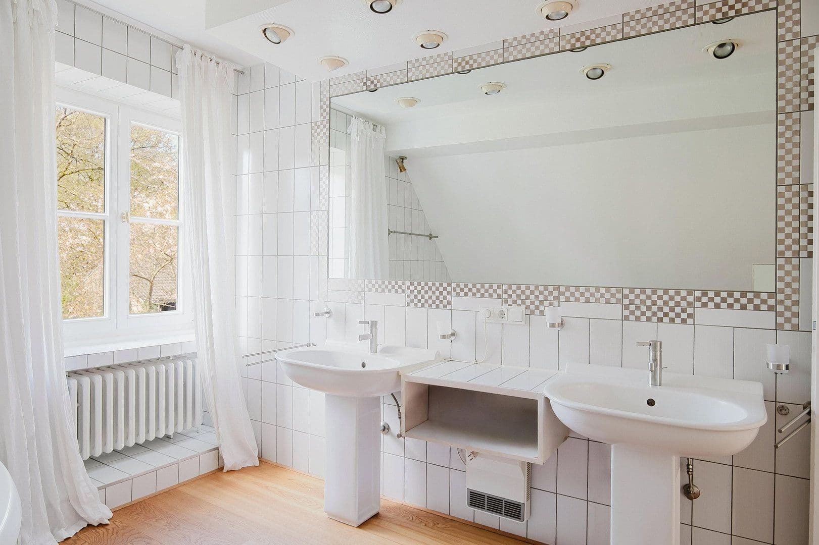 Predaj domu 286 m², pozemek 1.116 m², Krefeld, Severné Porýnie - Westfálsko Predaj domu 286 m², pozemek 1.116 m², Krefeld, Severné Porýnie - Westfálsko