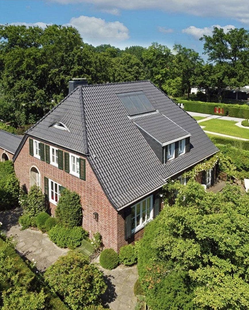 Predaj domu 286 m², pozemek 1.116 m², Krefeld, Severné Porýnie - Westfálsko Predaj domu 286 m², pozemek 1.116 m², Krefeld, Severné Porýnie - Westfálsko