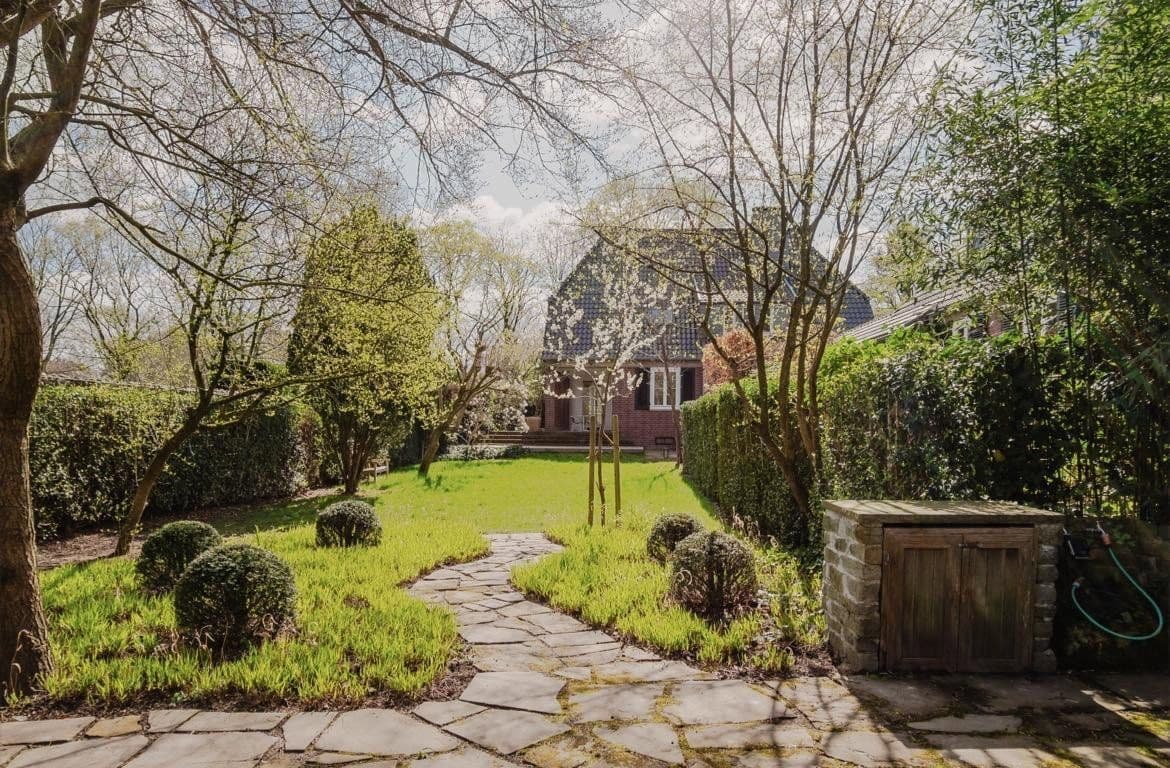 Predaj domu 286 m², pozemek 1.116 m², Krefeld, Severné Porýnie - Westfálsko Predaj domu 286 m², pozemek 1.116 m², Krefeld, Severné Porýnie - Westfálsko