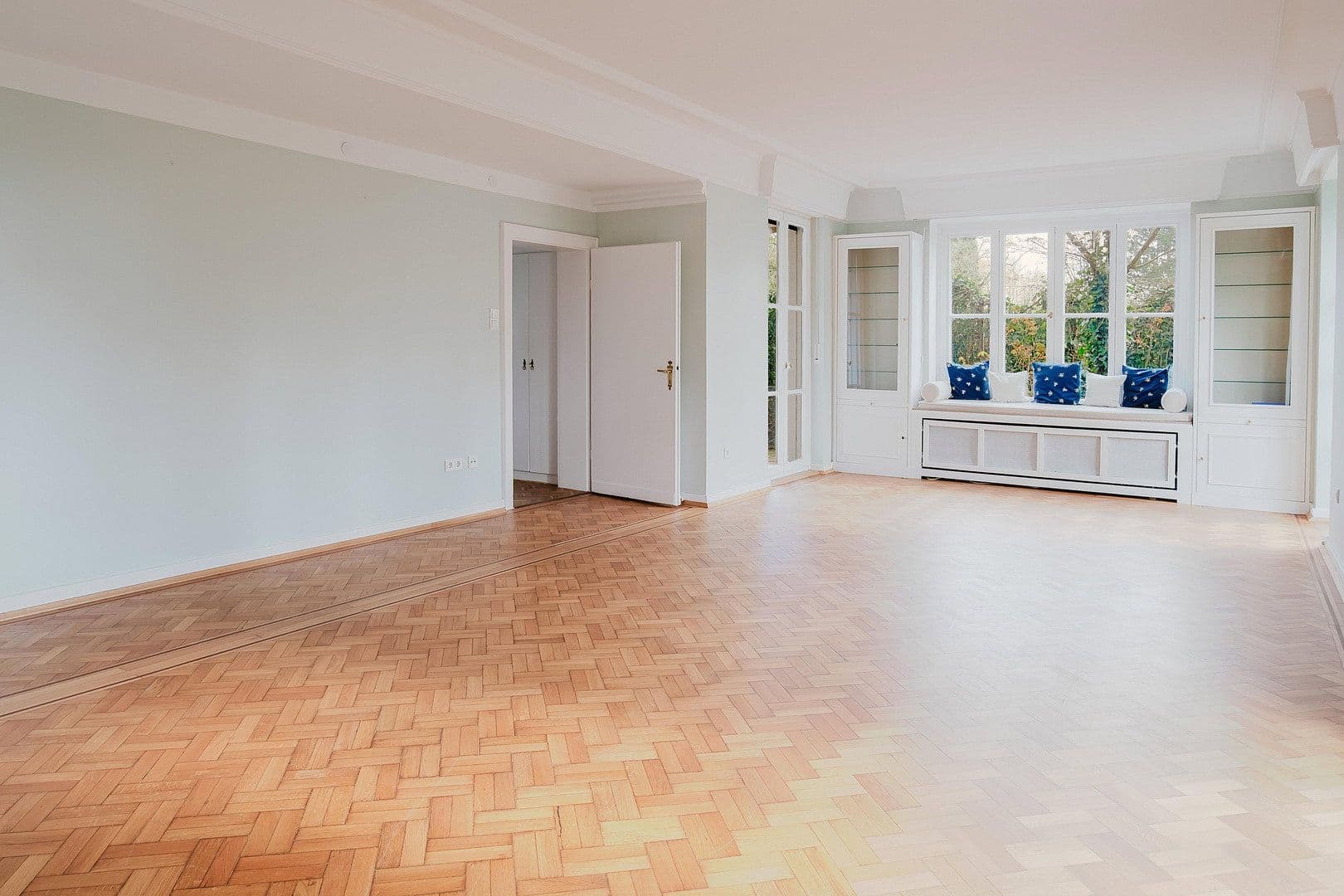 Predaj domu 286 m², pozemek 1.116 m², Krefeld, Severné Porýnie - Westfálsko Predaj domu 286 m², pozemek 1.116 m², Krefeld, Severné Porýnie - Westfálsko