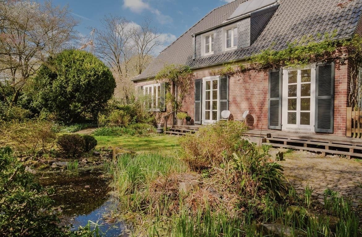 Predaj domu 286 m², pozemek 1.116 m², Krefeld, Severné Porýnie - Westfálsko Predaj domu 286 m², pozemek 1.116 m², Krefeld, Severné Porýnie - Westfálsko