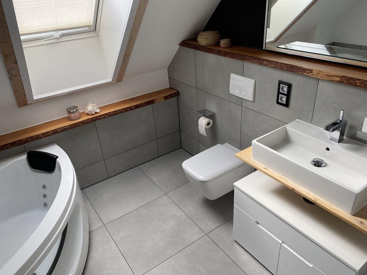 Predaj domu 134 m², pozemek 800 m², Hanstedt, Dolné Sasko Predaj domu 134 m², pozemek 800 m², Hanstedt, Dolné Sasko