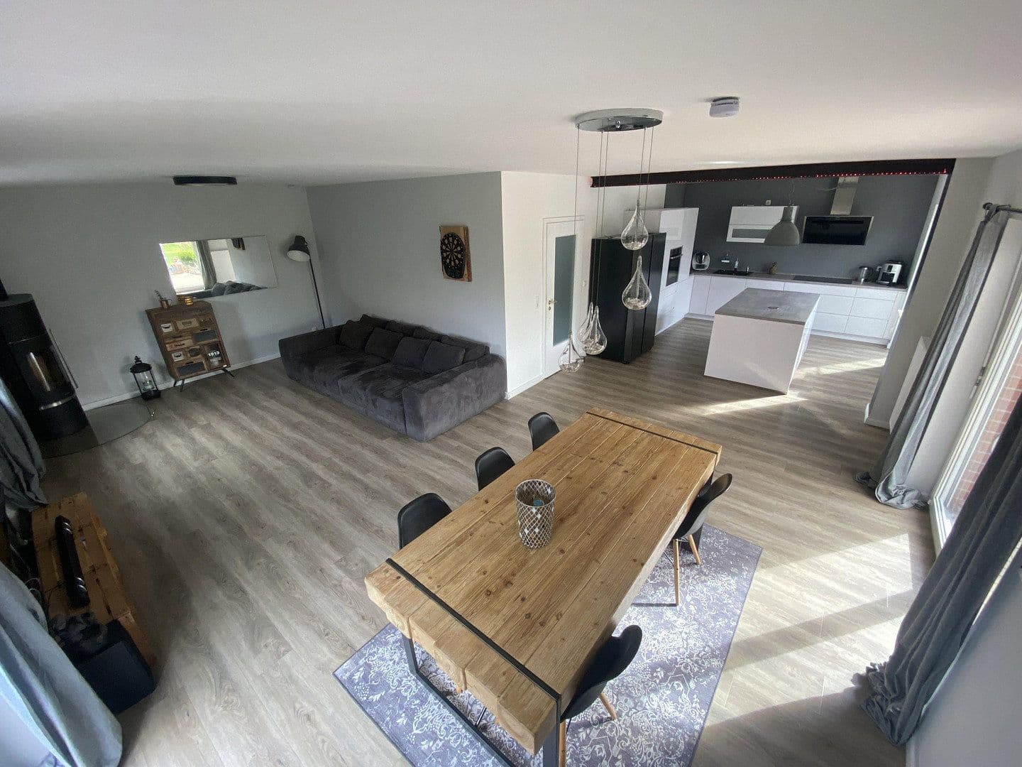 Predaj domu 134 m², pozemek 800 m², Hanstedt, Dolné Sasko Predaj domu 134 m², pozemek 800 m², Hanstedt, Dolné Sasko