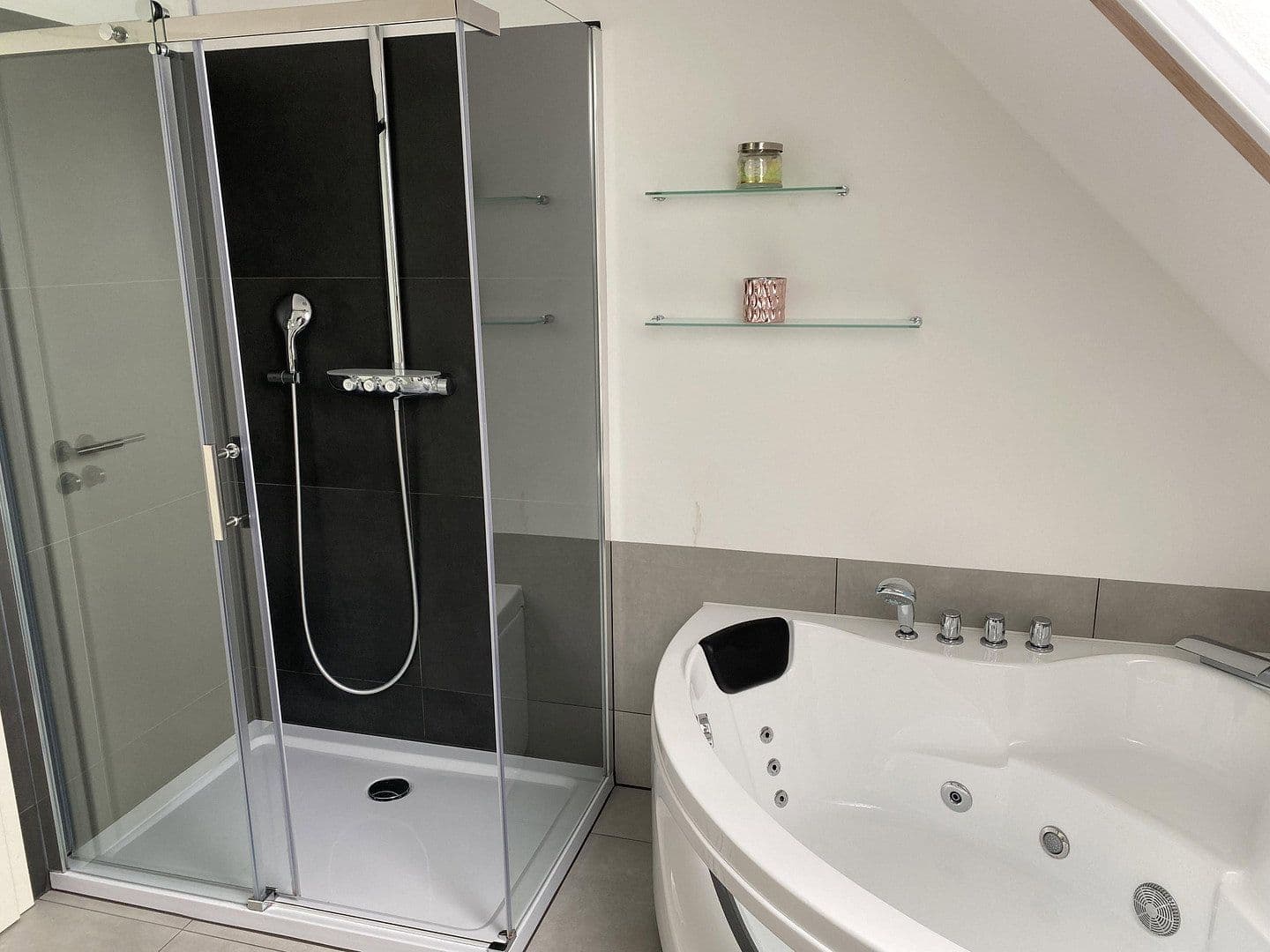 Predaj domu 134 m², pozemek 800 m², Hanstedt, Dolné Sasko Predaj domu 134 m², pozemek 800 m², Hanstedt, Dolné Sasko